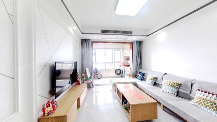 幸福金色湖畔二手房实景图