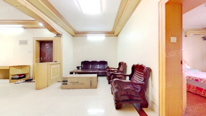 机床厂宿舍二手房实景图