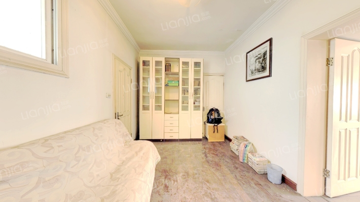 市教委万松小区二手房实景图