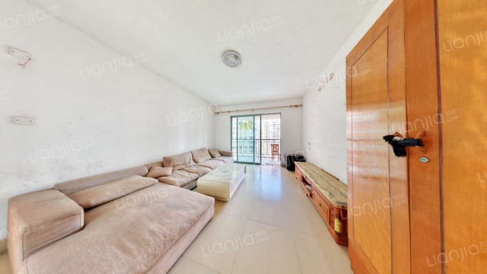 中天彩虹城北区二手房实景图