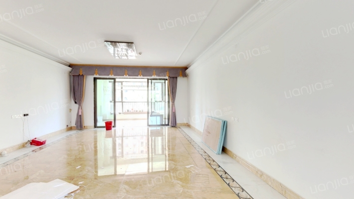 爱丁堡二号院二手房实景图