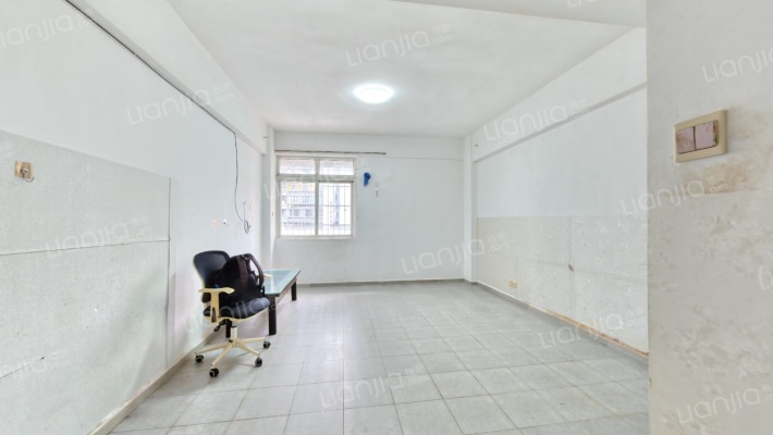 阳光公寓二手房实景图