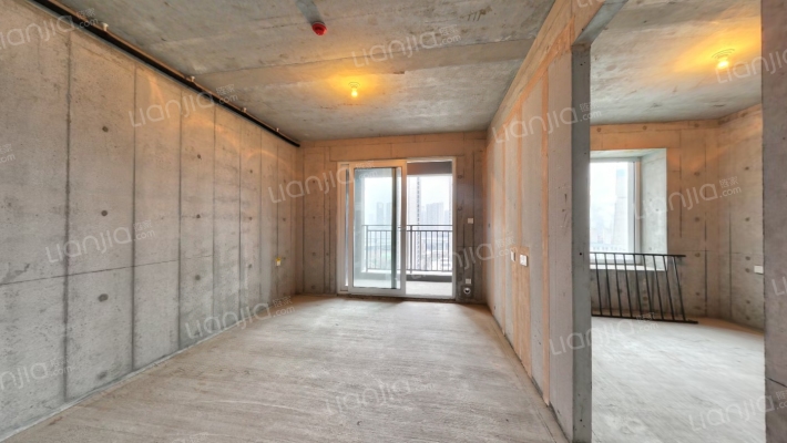 万科东望上珺二手房实景图