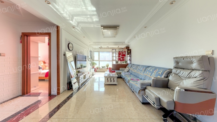 青特小镇C区二手房实景图