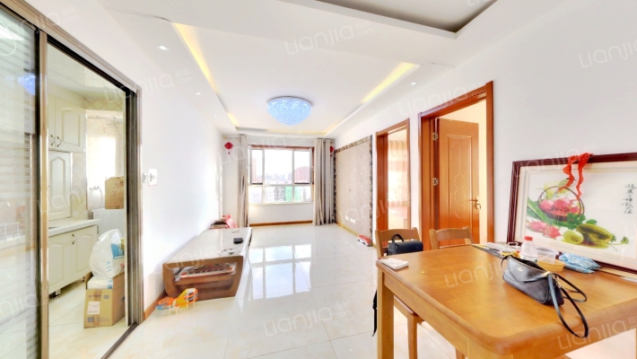 宝龙花苑二手房实景图