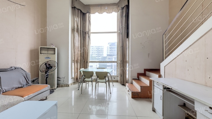 阳光心殿二手房实景图