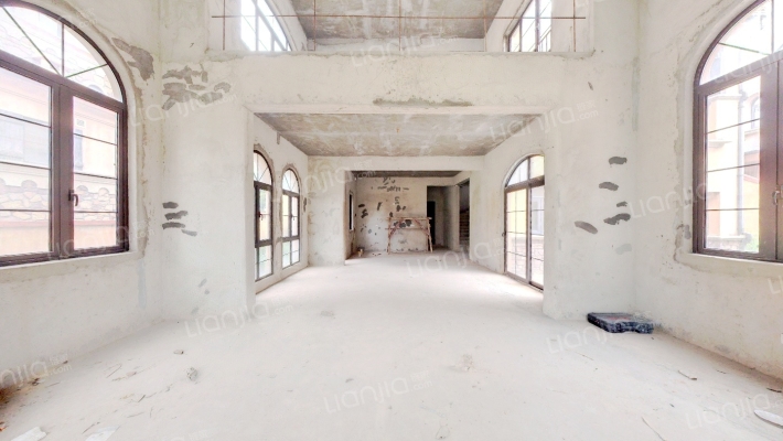 美林湖隐山美墅二手房实景图