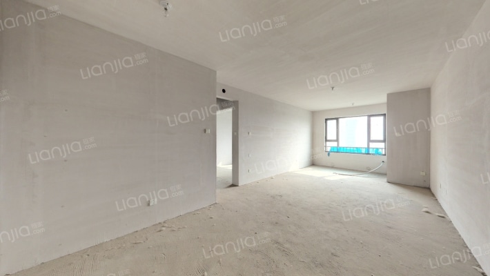 梦湖花镜孔雀城二手房实景图