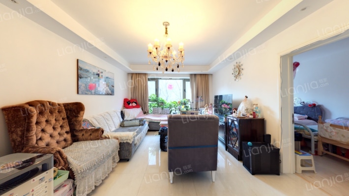 东湖湾三期二手房实景图