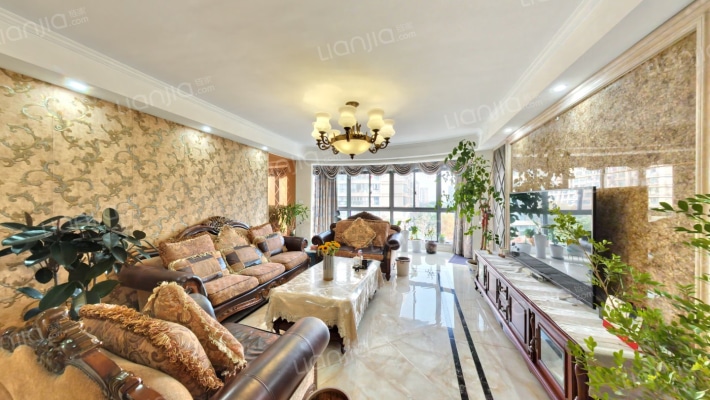 托乐嘉吉邻居二手房实景图