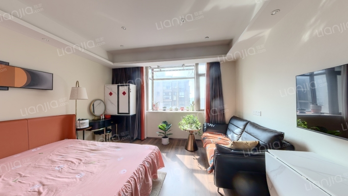 中港金座二手房实景图