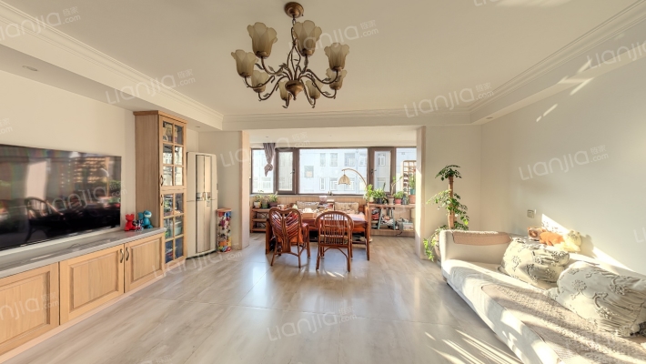 红专路52号院二手房实景图