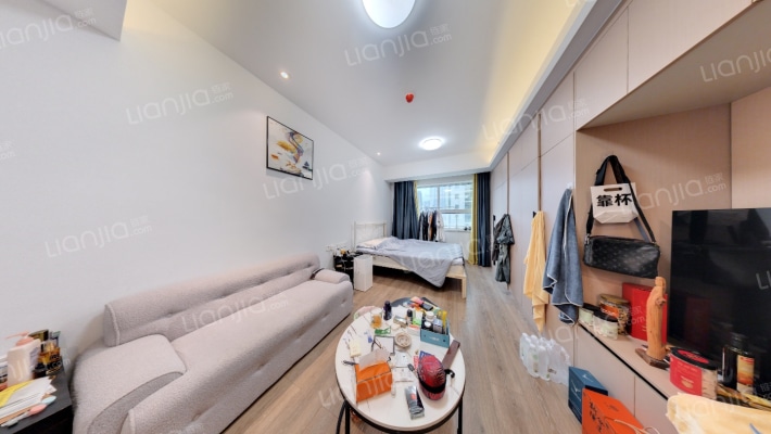 爵士大厦二手房实景图