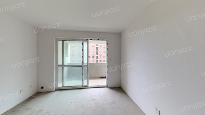 兴飞花苑二手房实景图