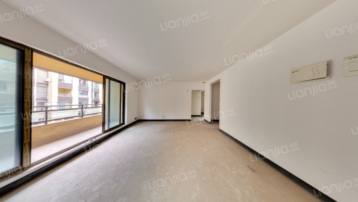 鹏润鹿山台二手房实景图