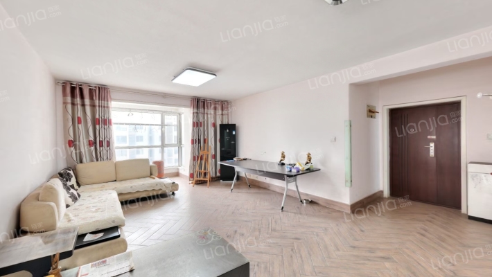 荣盛锦绣花苑二手房实景图