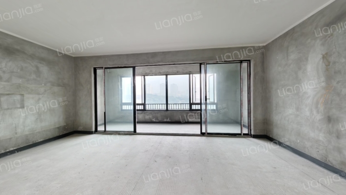 鲁能泰山7号二街区二手房实景图