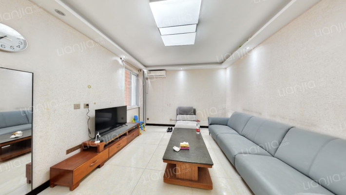 荣德棕榈阳光二手房实景图