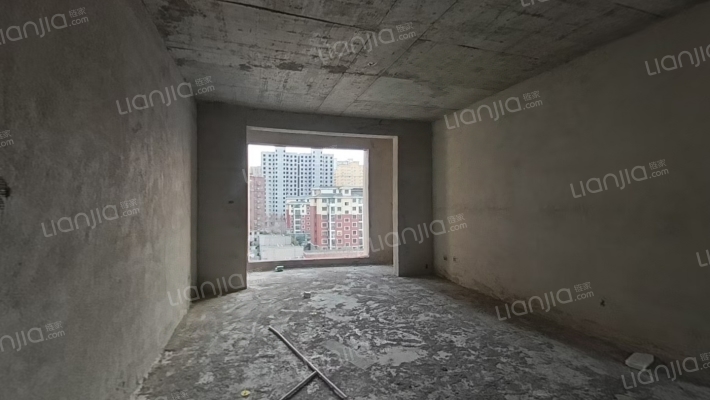 尚庭玫瑰园二手房实景图