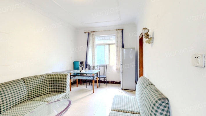 港务局宿舍二手房实景图