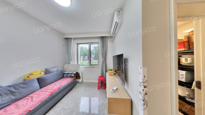 天铂瀞园二手房实景图