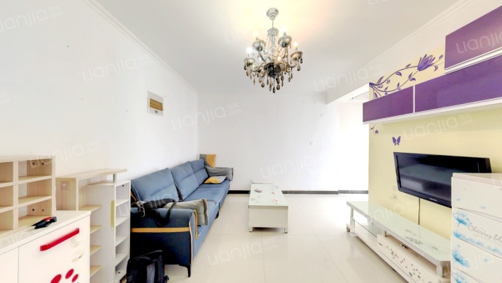 白金公寓二手房实景图