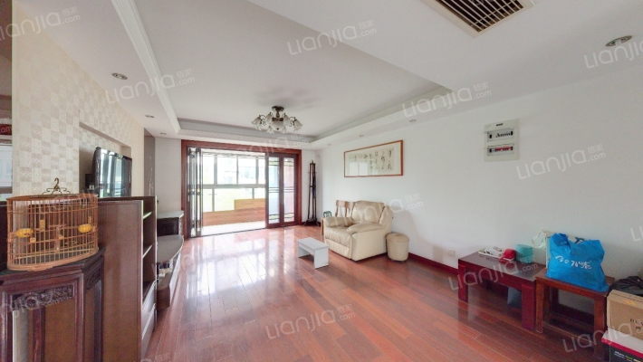 江海名苑南区二手房实景图