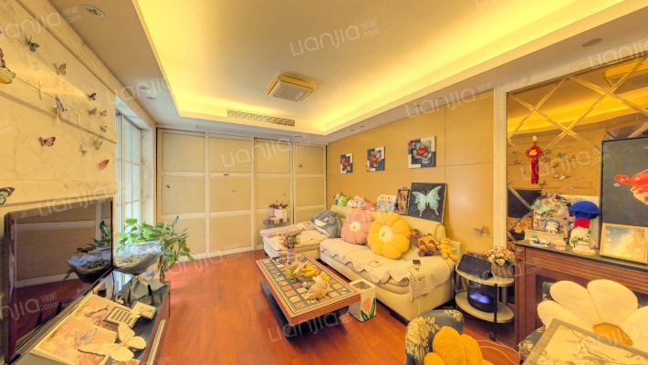 太湖国际一街区珀丽南岸二手房实景图