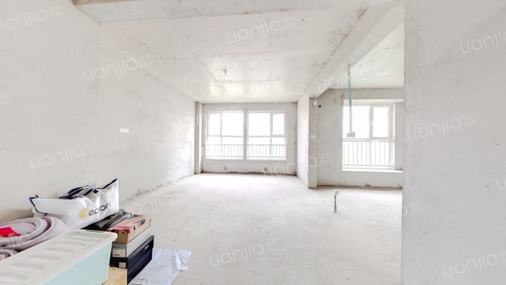 名爵港湾二手房实景图