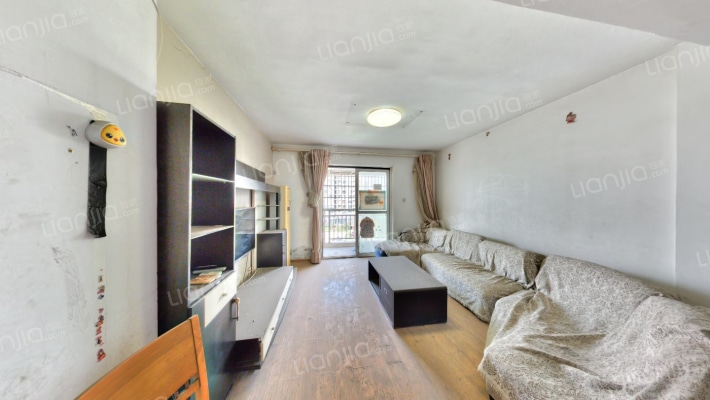 南铁佳苑二手房实景图