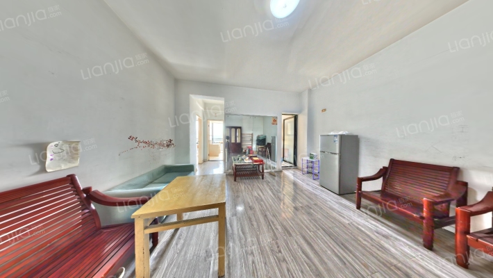 柒零社区二手房实景图