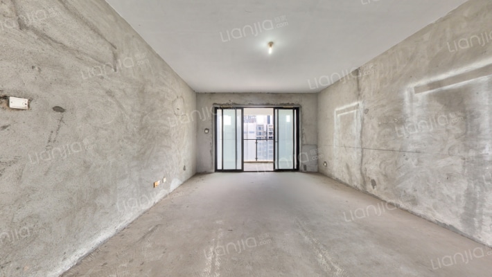 深房传麒山东区二手房实景图