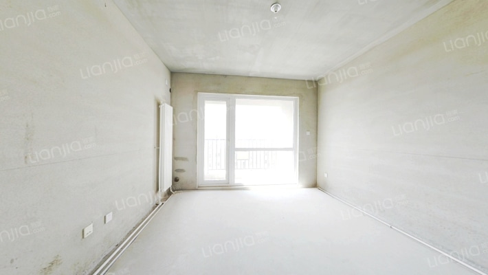 三寰融创城南园二手房实景图