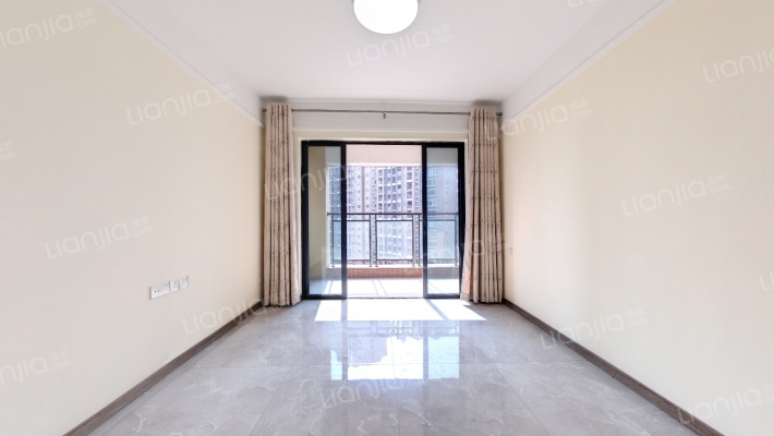 万代公馆二手房实景图