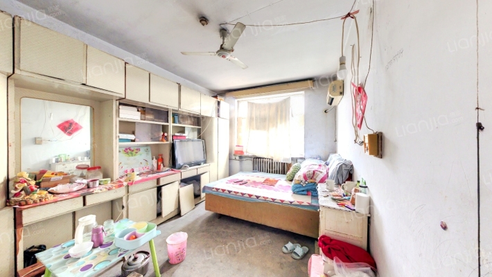 常山小区二手房实景图