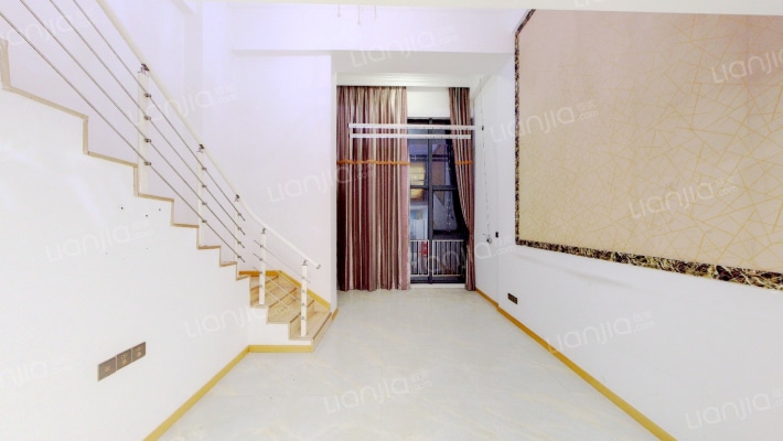 碧桂园云峯中心二手房实景图