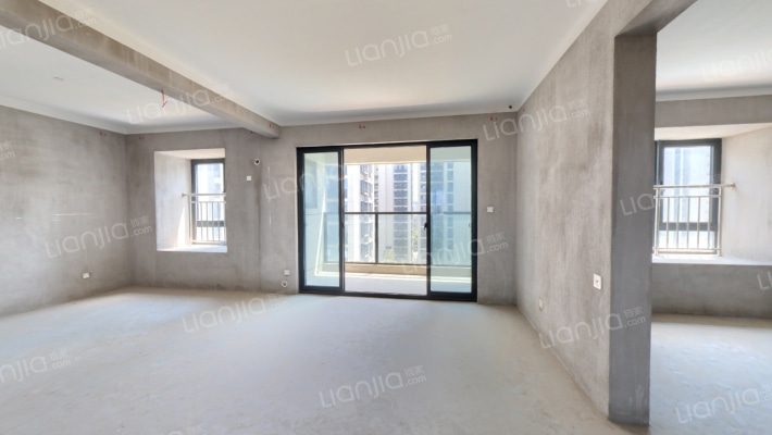 雅上云境二手房实景图