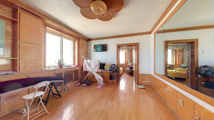 金栾小区二手房实景图