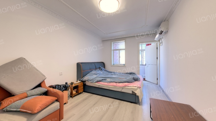 煤建南村二手房实景图