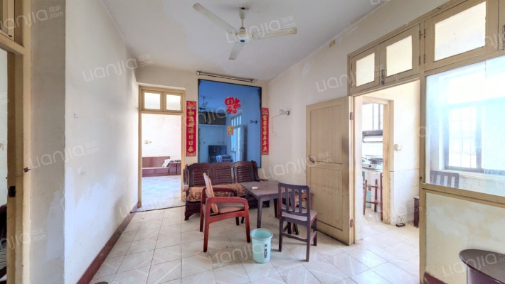 望城区法院宿舍二手房实景图