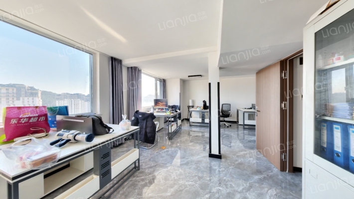 招商碧桂园依云四季二手房实景图