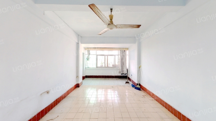 海南省保险公司二手房实景图