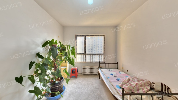 伯官美苑二手房实景图