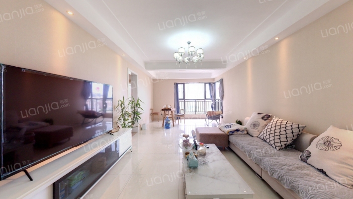 米兰春天二手房实景图