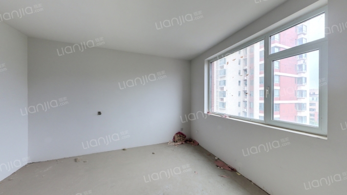 翡翠城映翠园二手房实景图