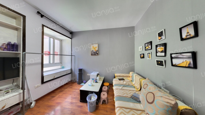 佳华世纪新城C区二手房实景图