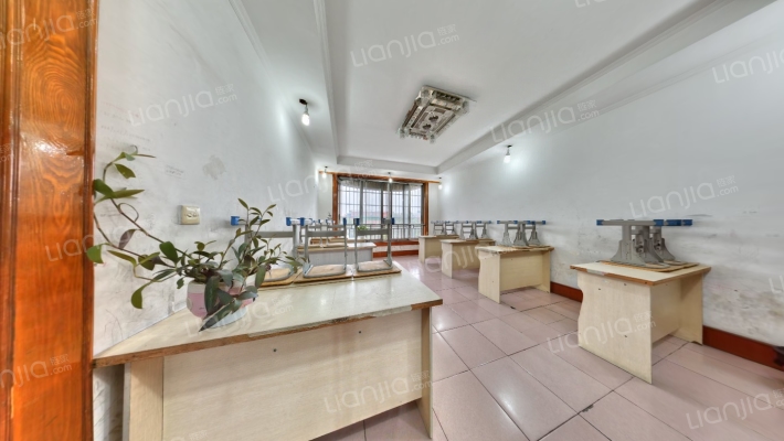 岷山路二段2号二手房实景图