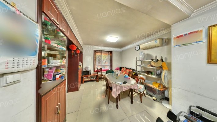 爱博一村二手房实景图