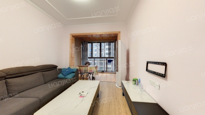 首成鼎尚名都二手房实景图