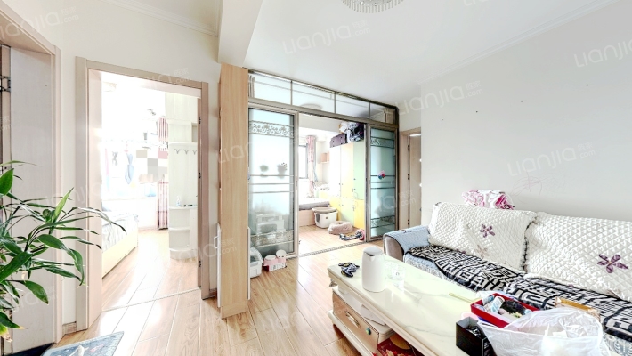 颐和广场悦湾二手房实景图